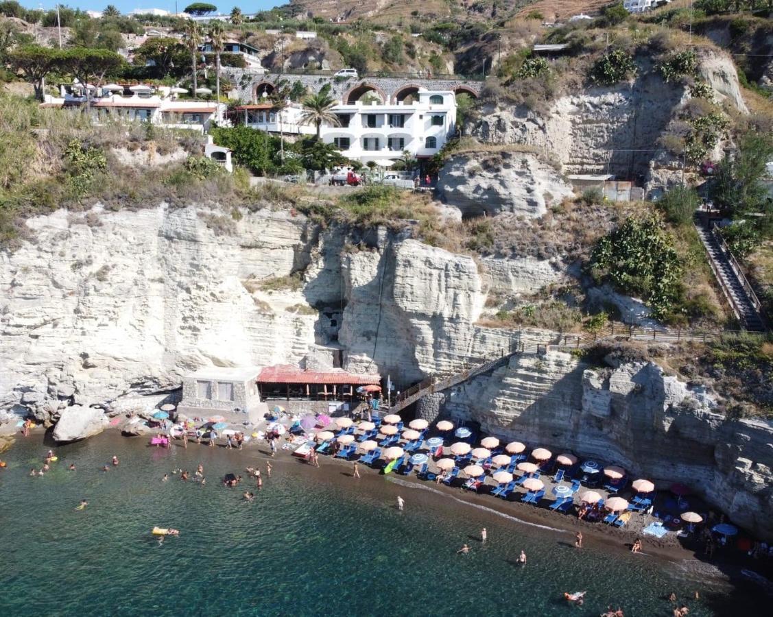 Villa Bina Sea Hotel Sant'Angelo  Екстер'єр фото