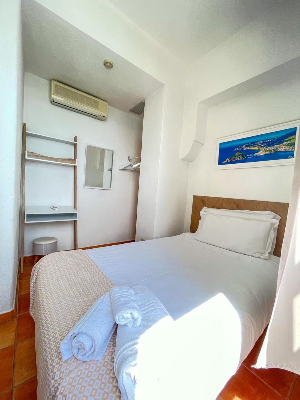 Villa Bina Sea Hotel Sant'Angelo  Екстер'єр фото
